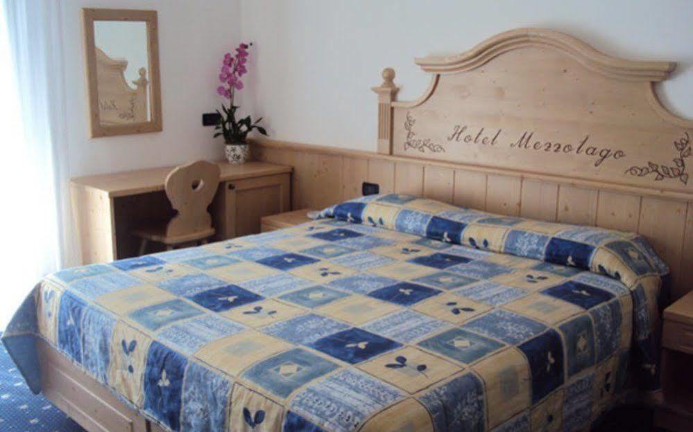 Albergo Mezzolago Ngoại thất bức ảnh
