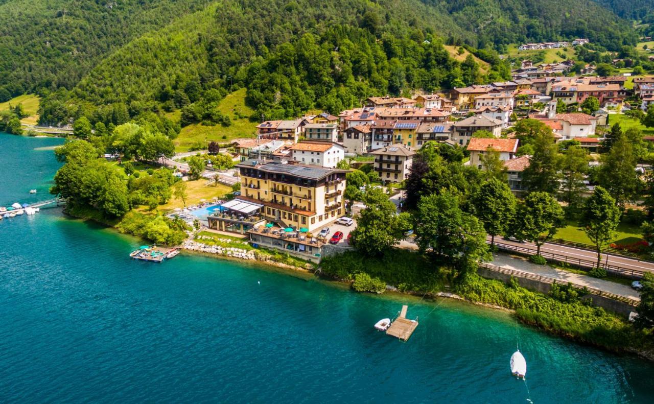 Albergo Mezzolago Ngoại thất bức ảnh